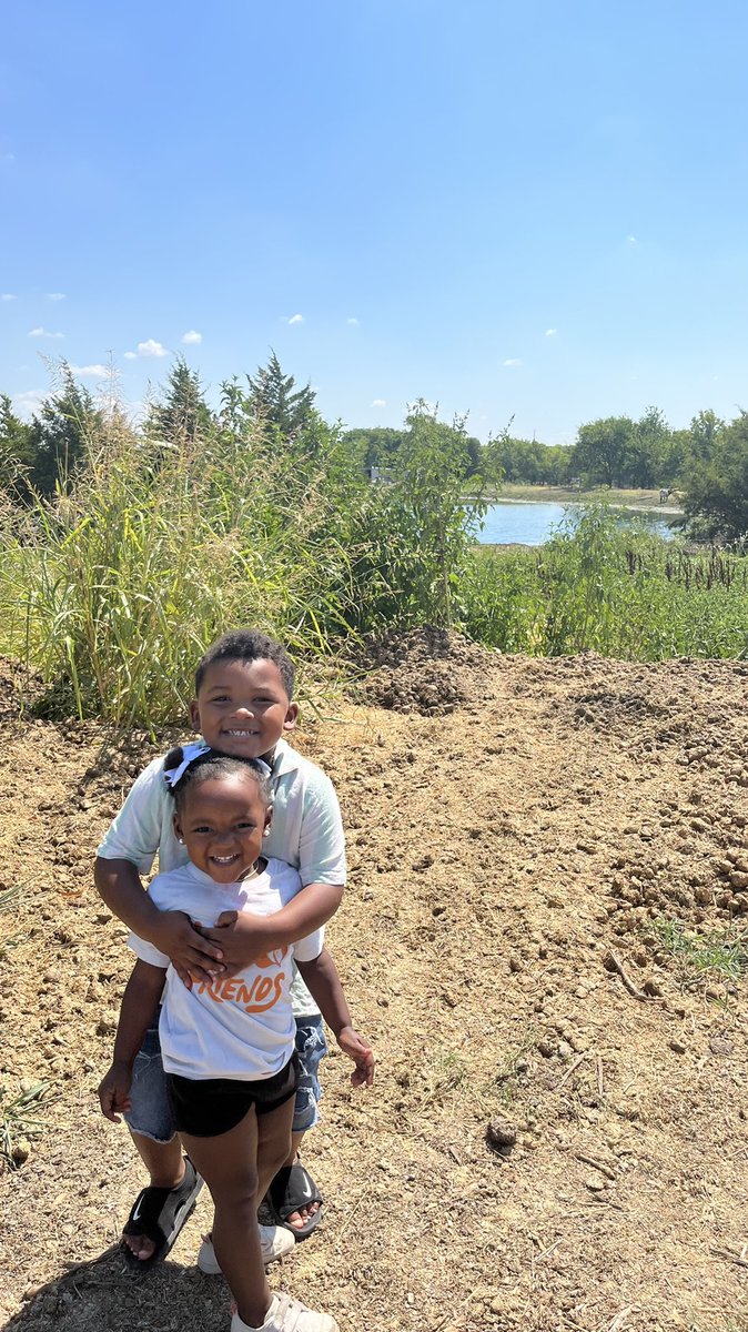 Kaylasorianor's tweet photo. Making memories with my littles 🧡 https://t.co/dW2TnaXhb8