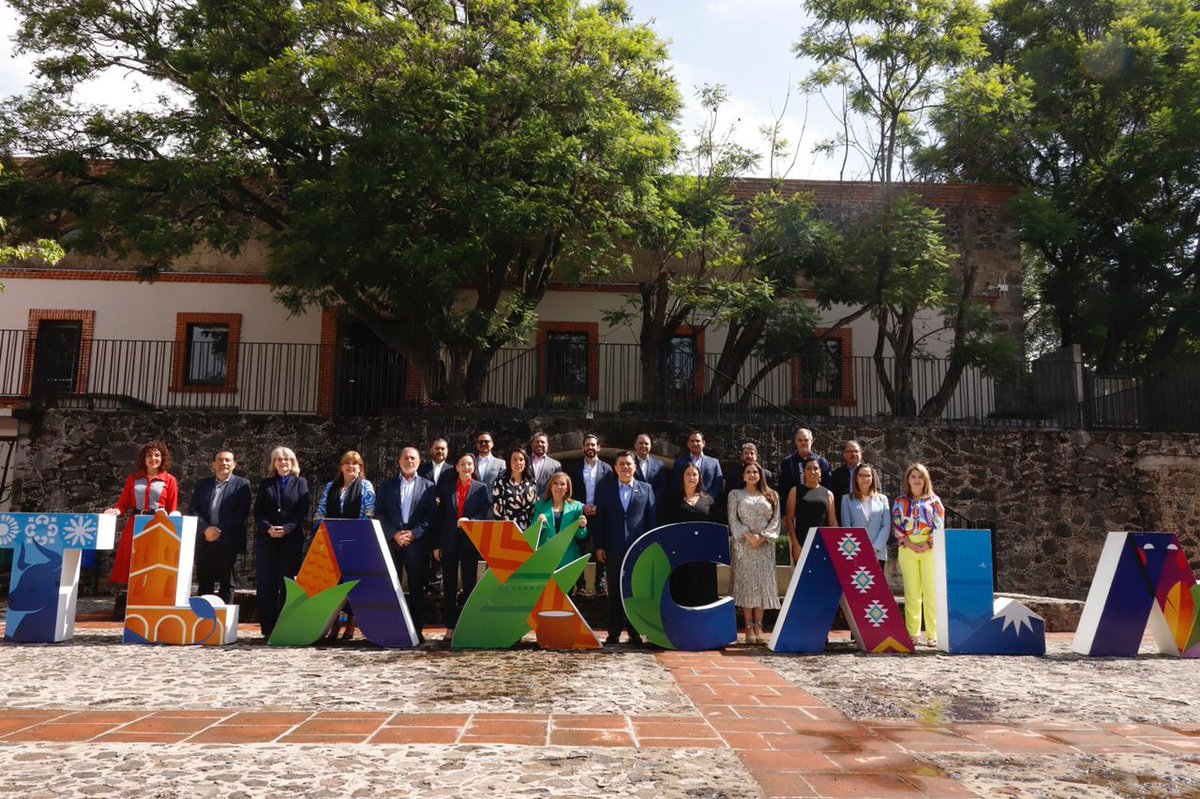 LorenaCuellar's tweet photo. El turismo de #Tlaxcala vive un momento histórico, registra un mayor flujo de visitantes gracias a los diversos atractivos que ofrece y a la calidez de su gente.
La entidad es sede de la XLVII Sesión Ordinaria de la Asociación de Secretarios de Turismo de México. https://t.co/atfggLaEuk