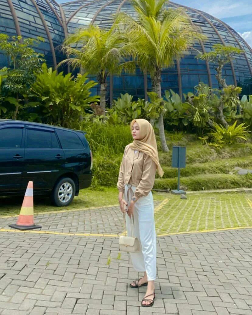 nisa19920's tweet photo. Semilir semarang.... https://t.co/hcfPlUOyKB