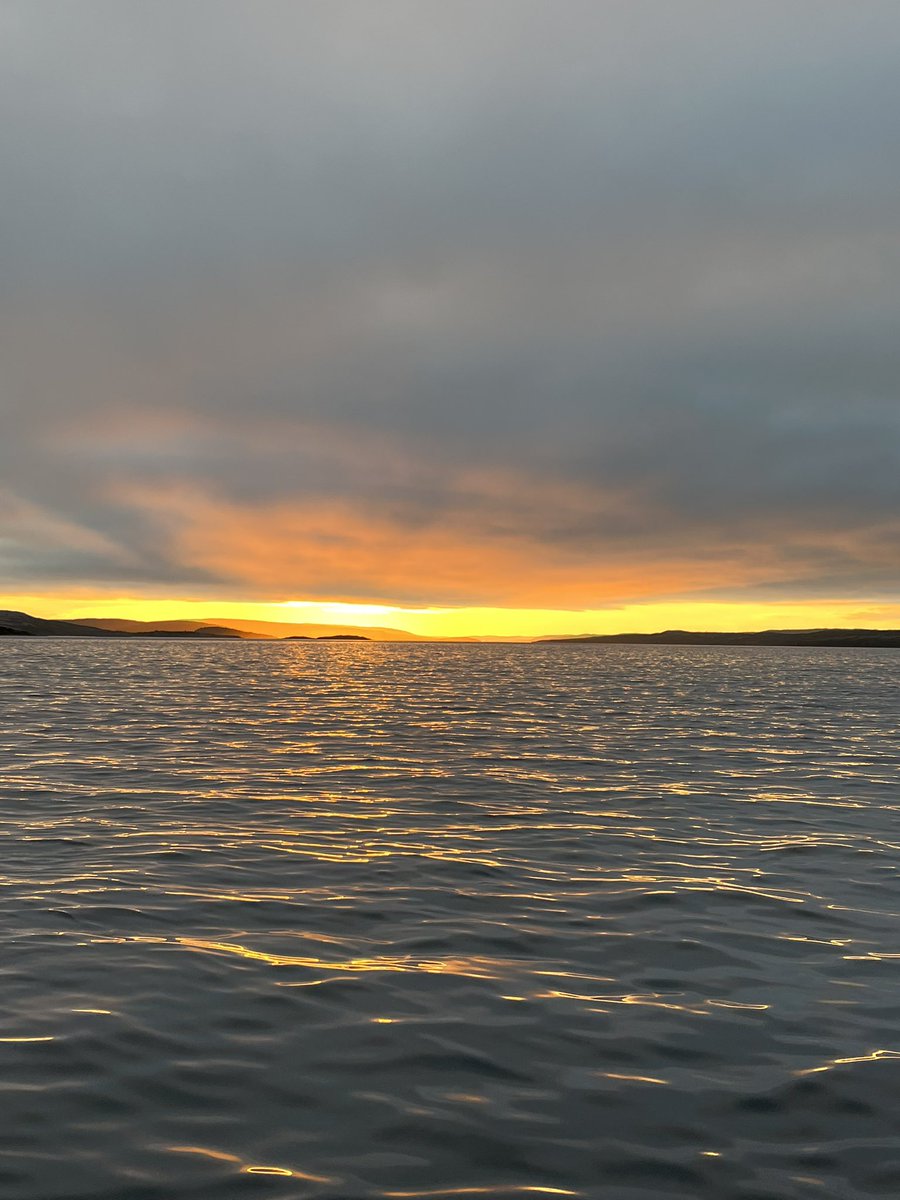 dianepoole18's tweet photo. #patioviews!! #boatview on St Lewis Bay! What a beauty night!@NunatuKavut @BattleHarbour #exploreNL #sunset https://t.co/0QO4s0dAEm