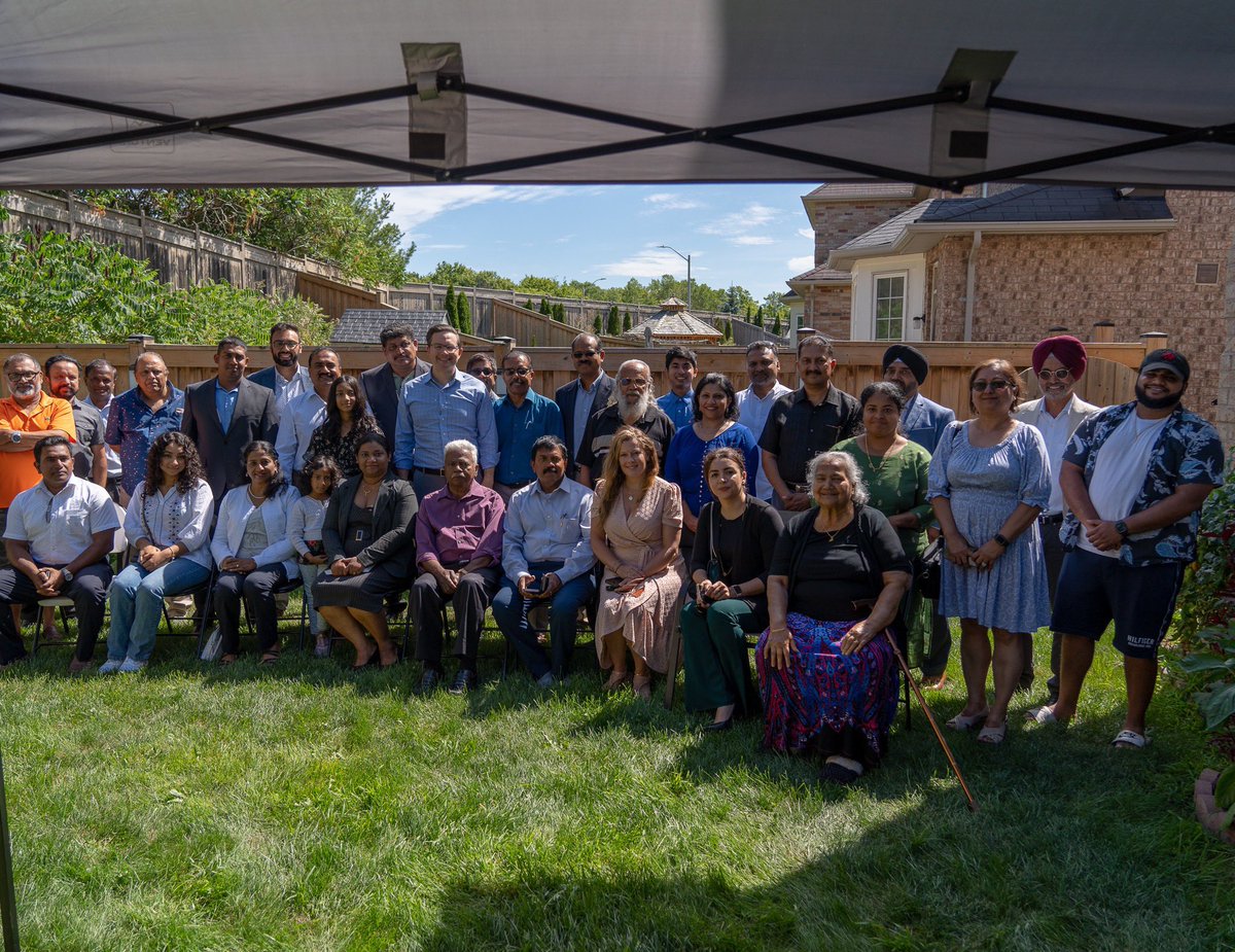 PierrePoilievre's tweet photo. Thank you to Jobson Easow for hosting another successful get-out-the-vote event in Markham.

People here are voting to make Canada the freest country on earth.

Chip in to help us reach even more people who will vote to take back control of their lives: https://t.co/iLY4vGXoUt https://t.co/G3poaKlt5O