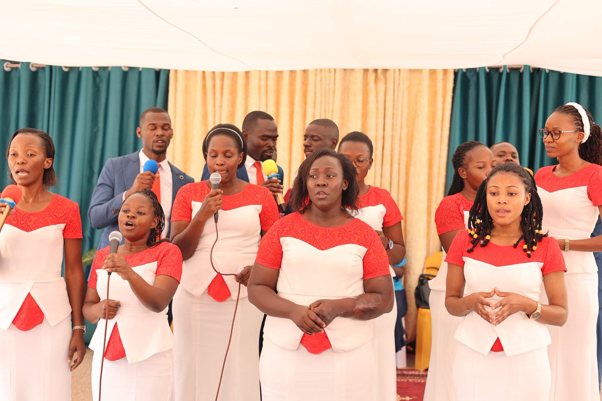 sdaemmaus's tweet photo. SDA CHURCH EMMAUS || SABBATH WORSHIP IN PICTURES 

Thank you for being part of the worship today. 
God bless you. 

https://t.co/V0JvHrvYuq

#sdaemmaus 
#LoveGod 
#LoveEachOther
#ReachOut
#NotIButChrist https://t.co/GzGJzdP0vn