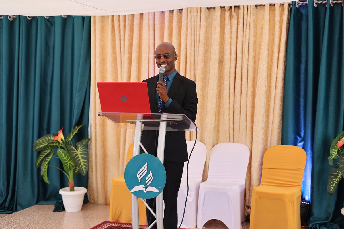 sdaemmaus's tweet photo. SDA CHURCH EMMAUS || SABBATH WORSHIP IN PICTURES 

Thank you for being part of the worship today. 
God bless you. 

https://t.co/V0JvHrvYuq

#sdaemmaus 
#LoveGod 
#LoveEachOther
#ReachOut
#NotIButChrist https://t.co/GzGJzdP0vn