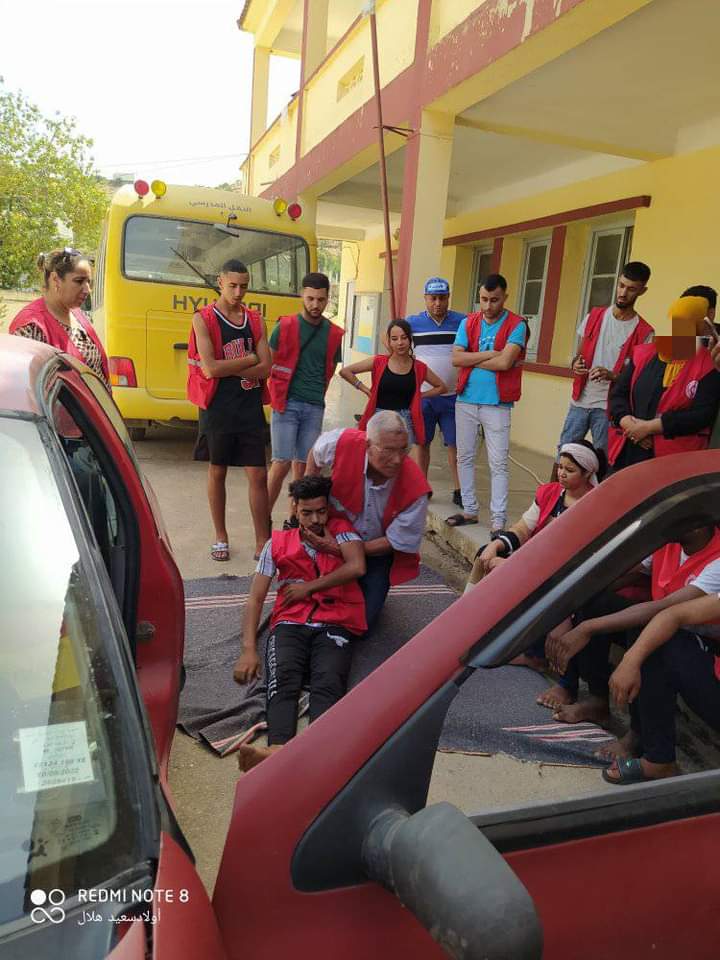 AlgerianRed's tweet photo. #الهلال_الاحمر_الجزائري 

#اللجنة_المحلية_للهلال_الأحمر_الجزائري_أولادسعيد
#اللجنة_المحلية_للهلال_الأحمر_الجزائري_مكتب_بوجيمة

@CICR_fr

انطلاق  الدورة التكوينية في الإسعافات الأولية الهلال الأحمر الجزائري مكتب بوجيمة  و لبلدية أولاد سعيد و تيميمون 
 لستة أيام وتختتم بنيل شهادة https://t.co/p7Q4tWIU5r