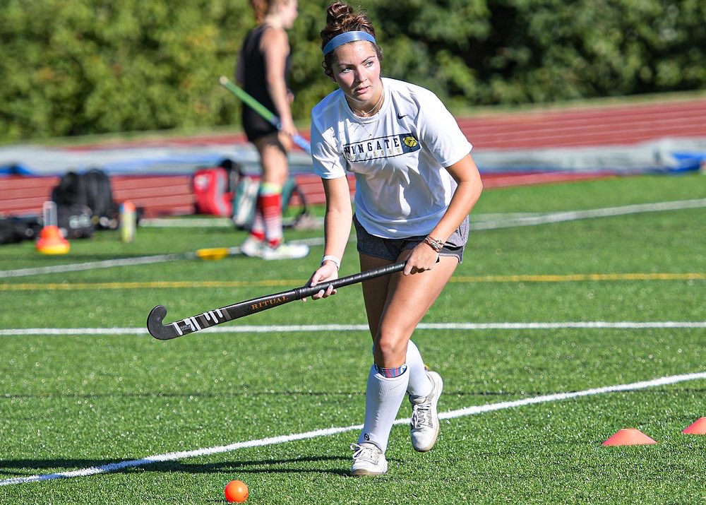 WU_Bulldogs's tweet photo. 🏑 🏑📸📸

Today was the first-ever day of practice for @Wingate_FH !! 

The ‘Dogs open up their inaugural season in 19 days! 

#OneDog https://t.co/Ygiekuvbis