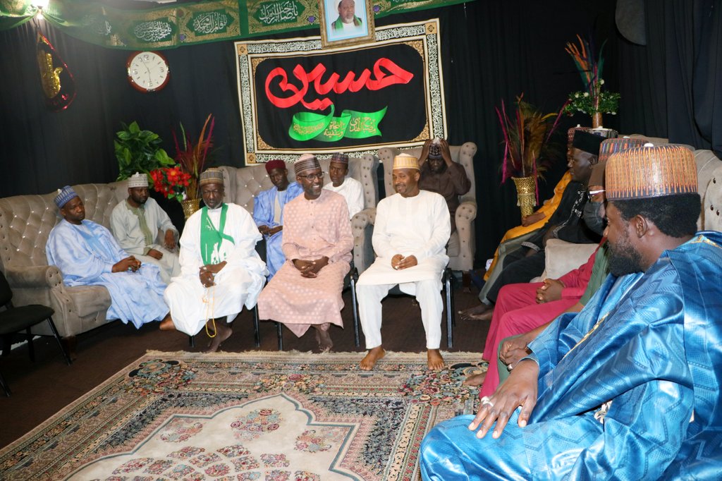 SZakzakyOffice's tweet photo. Political forum of the islamic movement held talks with leader Sheikh Ibraheem Zakzaky (H), at his Abuja residence. 
@Szakzakyoffice 
13/08/2022 https://t.co/keLzaMXj0g