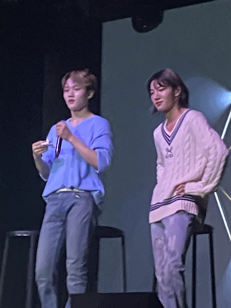 essa foi com certeza a melhor experiência da minha vida 😭
<a href="/followhwstar/">Highway Star</a> OBRIGADA POR TRAZÊ-LOS AQUI (nunca errou
eles felizes me fez muito feliz #MCND_BRAZIL_TOUR #MCNDinSaoPaulo #MCND