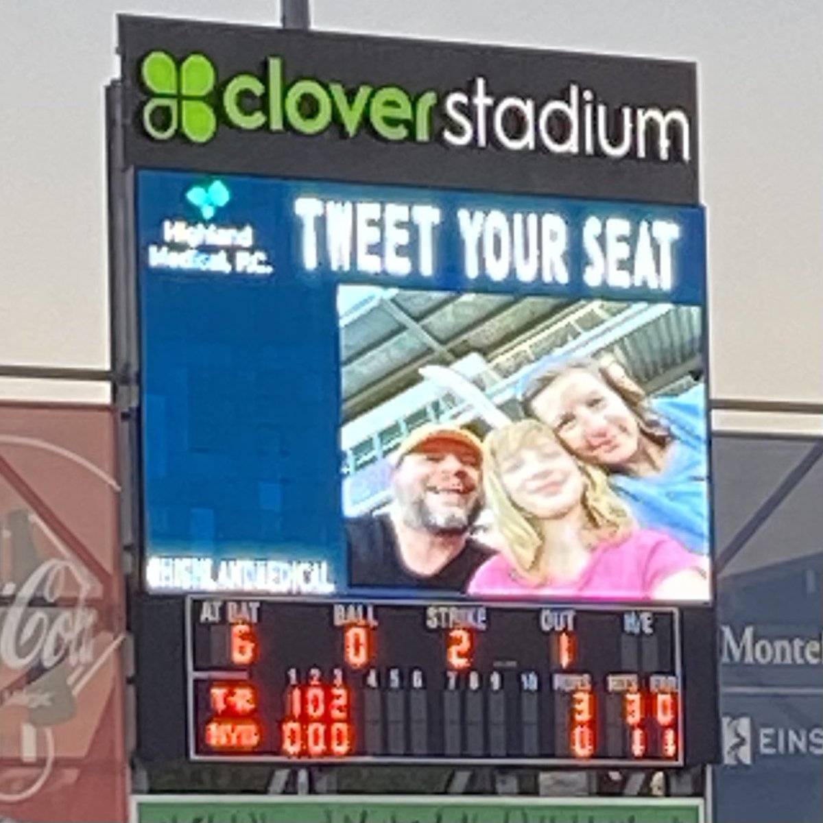dccircuit's tweet photo. @nyboulders And now we’re famous! Thanks Rockland Boulders! Let’s turn this thing around! Inception time? #highlandmedical https://t.co/boksAAmePw
