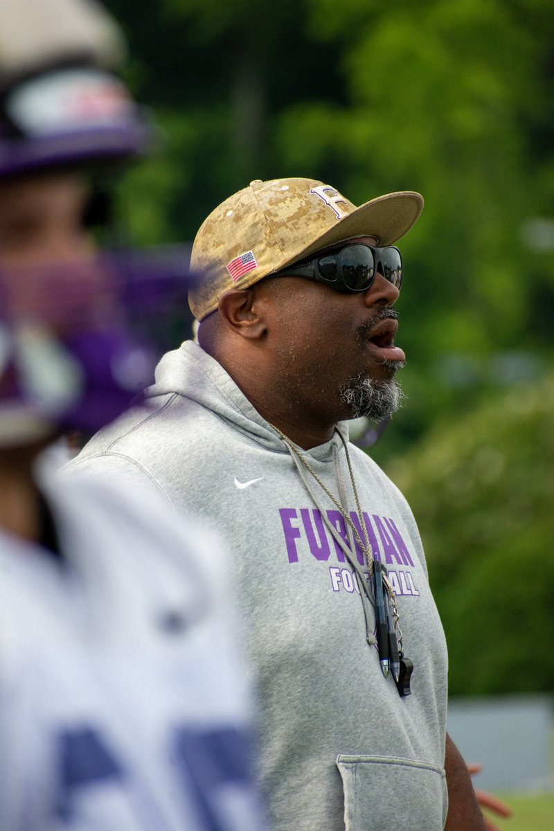 Gale Lewis tweet media