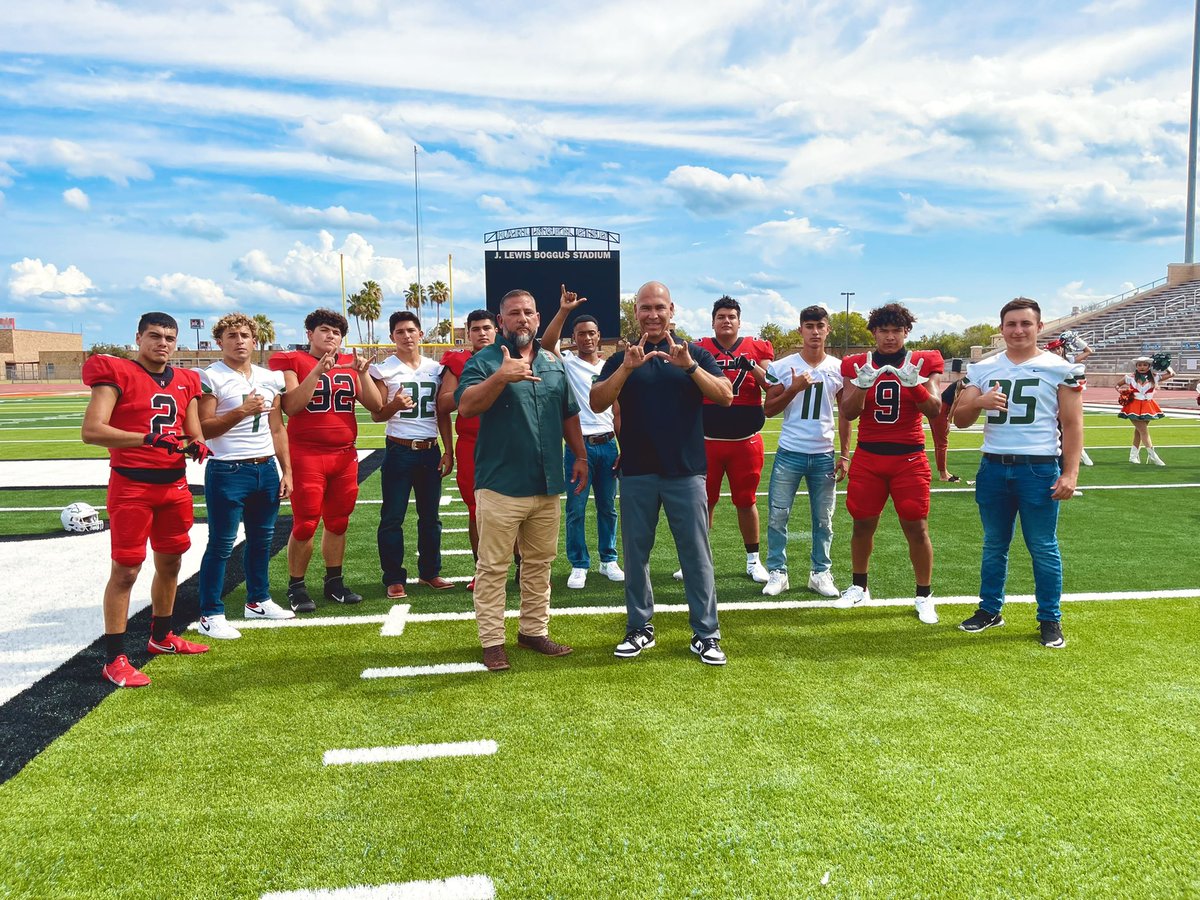 It’s going to be a great season, Let’s get it HARLINGEN!! 💪🏼🔥 #HCISDproud #bettertogether