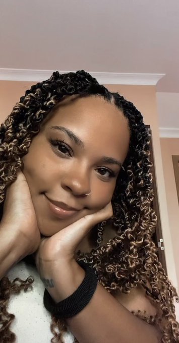 Been under the weather but my face card is still working https://t.co/CJCS4IGzVs