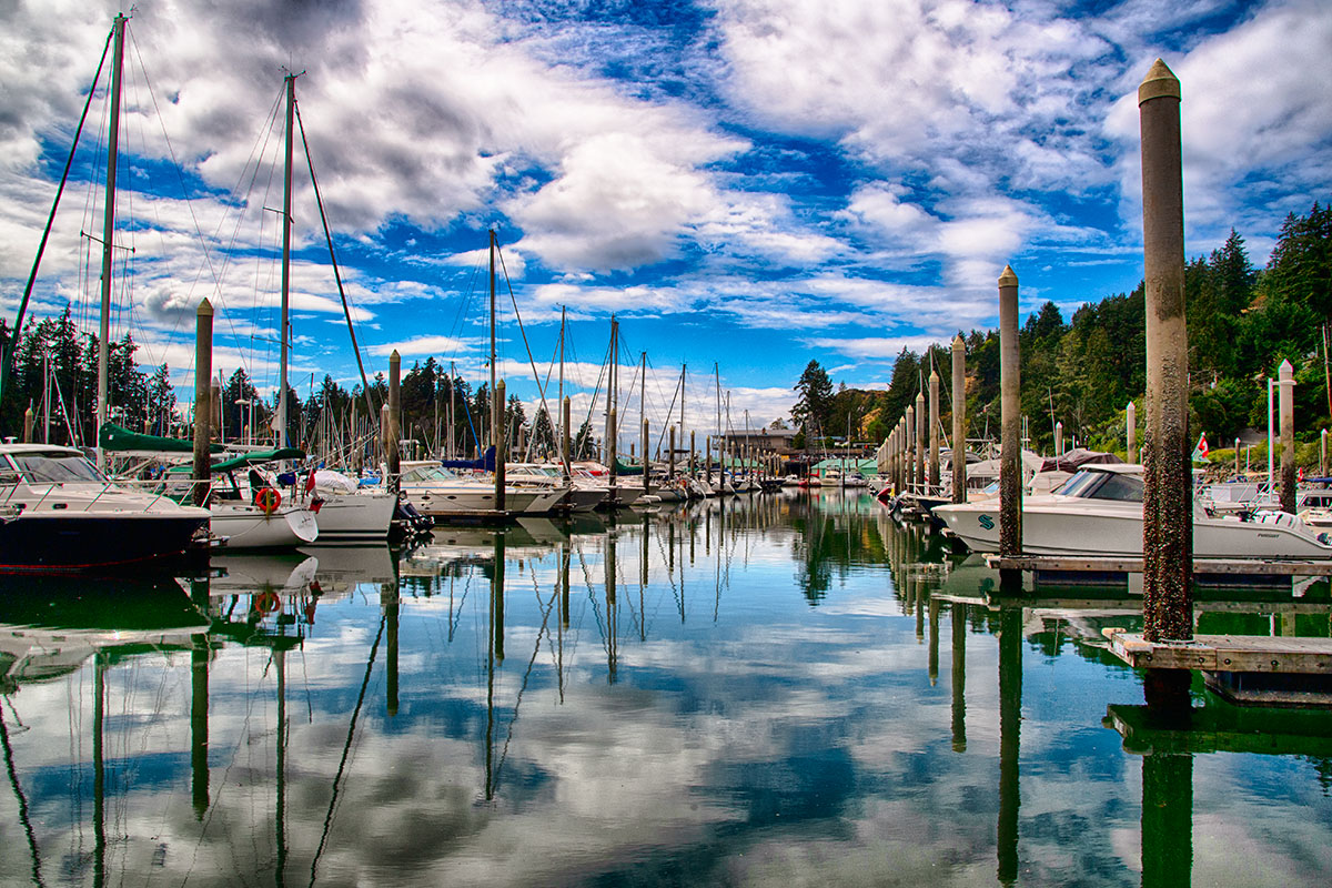 bigsnit's tweet photo. Whisper quiet at the marina at low tide this afternoon. #vancouverisawesome #thunderbirdmarina #westvancouver #cdock #canada #bc #britishcolumbia #nikon #bigsnitmedia #salishsea #vancitynow #yvrlife #vancouversnorthshore https://t.co/7iG0Dmx68J