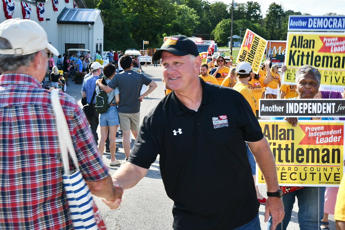 AKittleman's tweet photo. Thank you to Team Kittleman who came out to close out the 2022 @HowardCoFair on a high note with the Parade of Floats! We had a great Fair and it’s clear we are gaining momentum. Sign up to join the team today at: https://t.co/V6eFci89wW https://t.co/hhOWf3vTGV