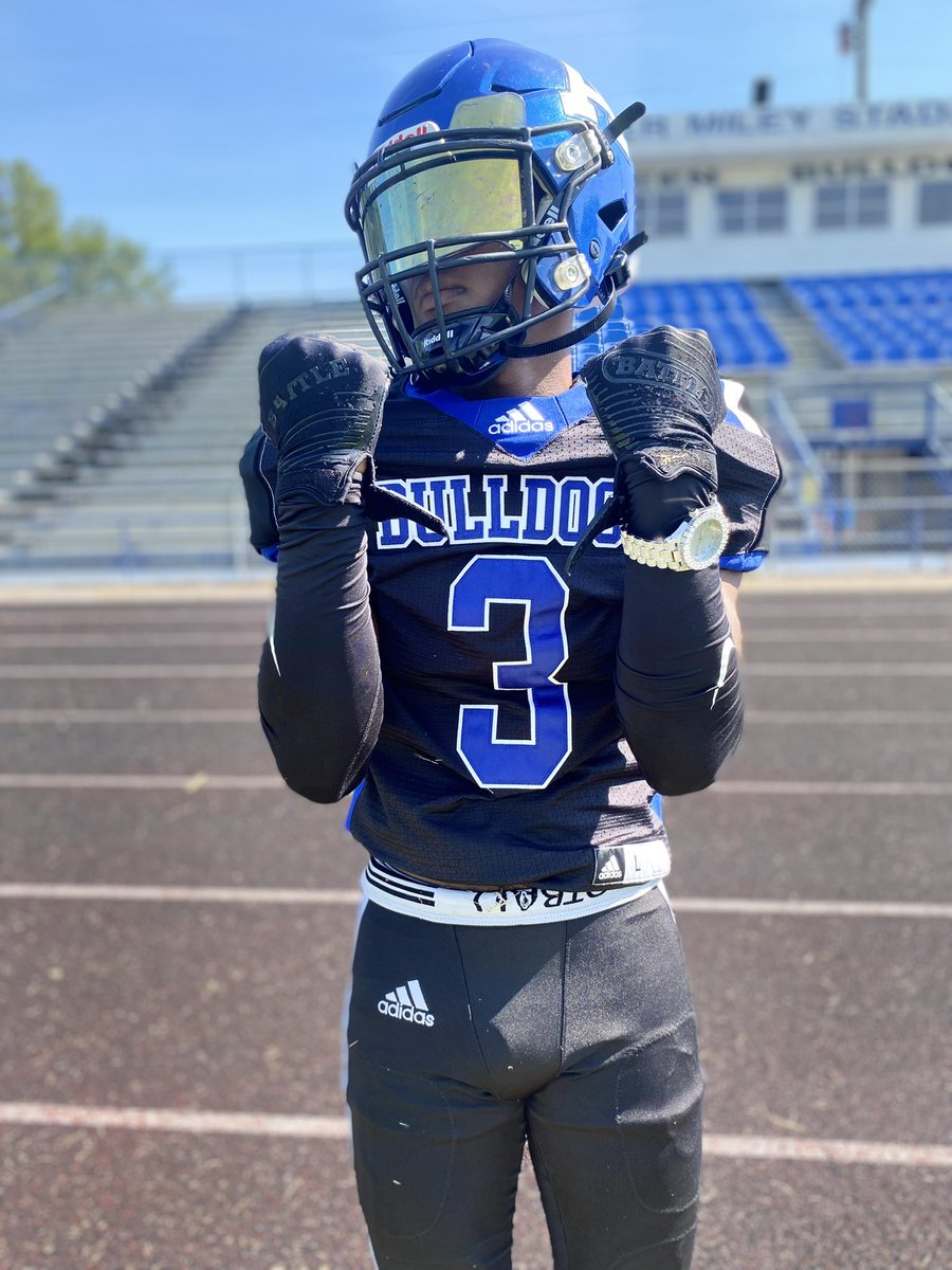 ChrisHolliday_3's tweet photo. all thx to the LORD for letting me embrace my role as a UNDERDOG @grind_athletic @DaShaunfields22 @aowillia @Marcusdent93 https://t.co/LuxA2dMWVH