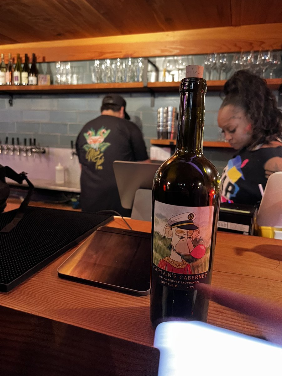 BoredOasis's tweet photo. Randomly saw this at a bar last night @BoredApeYC is everywhere 🦧 https://t.co/8GX4zZ2kyO