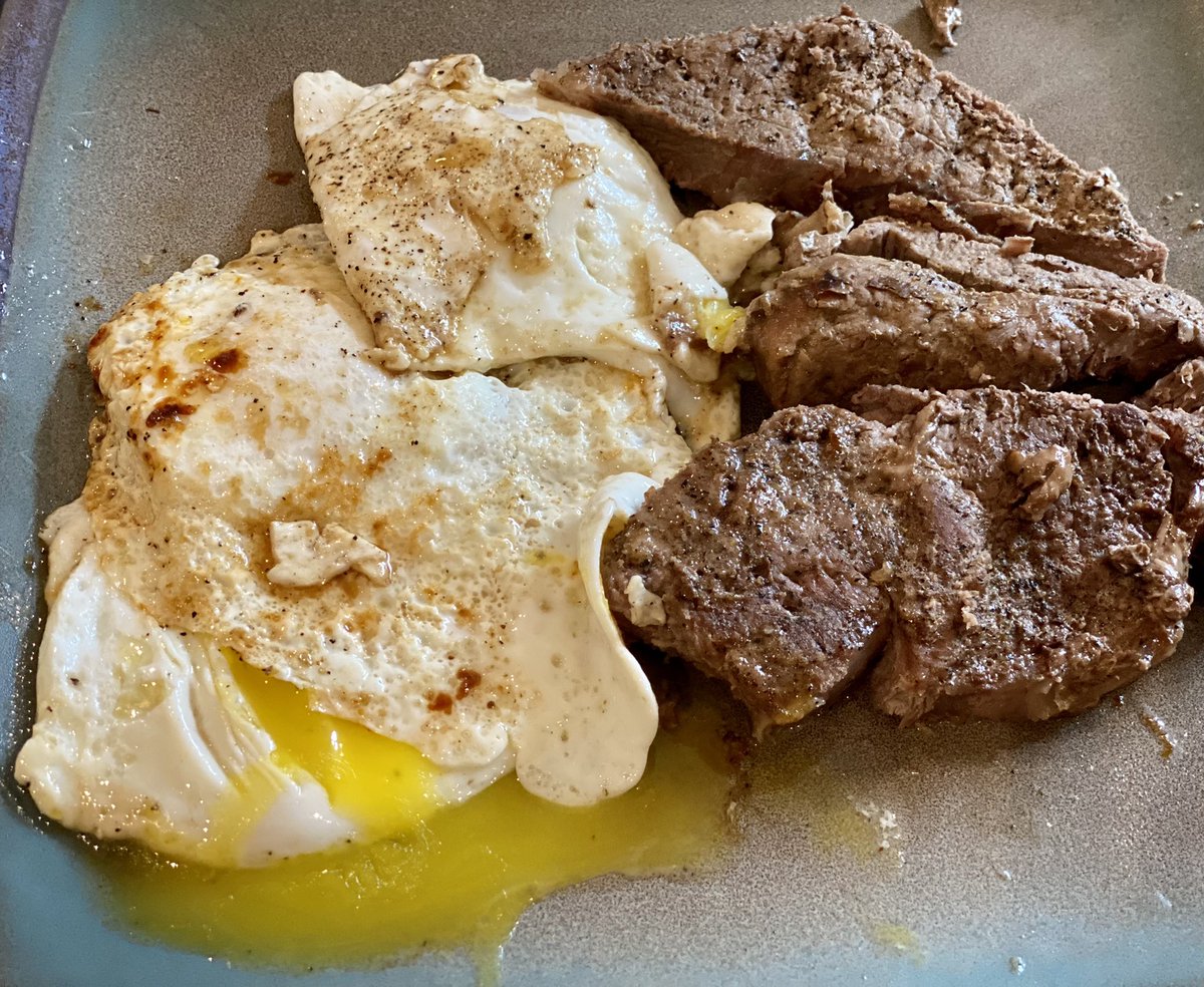 REV_Insulin_Res's tweet photo. Because it was so good yesterday, I did a repeat today. Steak and eggs to improve my health.
#carnivore #healthfood #properHumanDiet https://t.co/i0R16X8qew