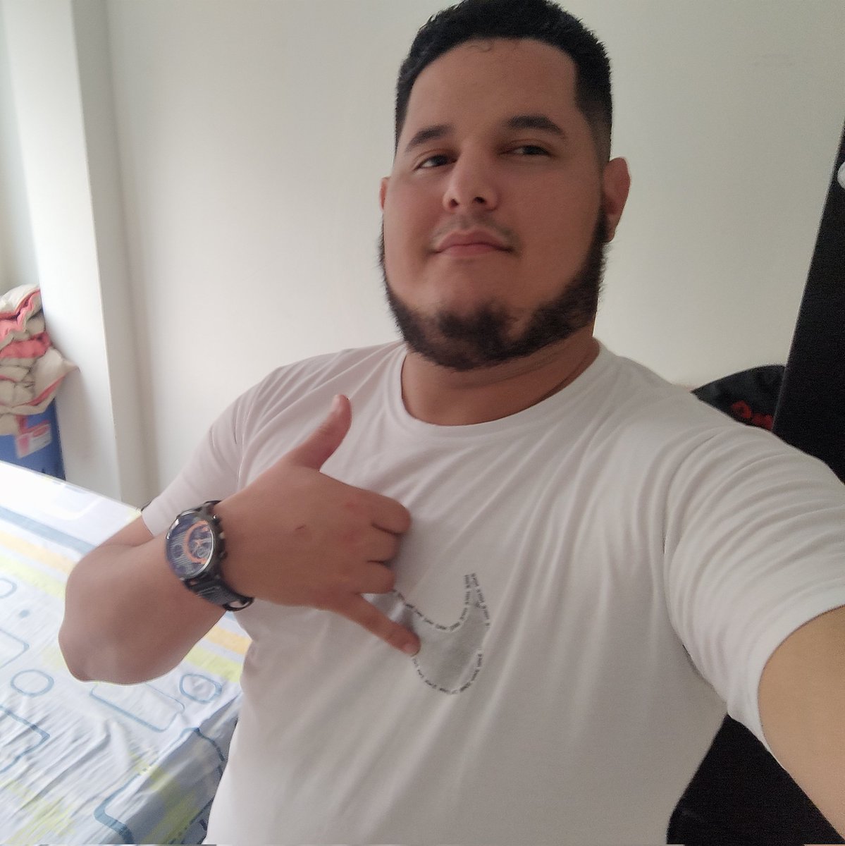 alexander_v_96's tweet photo. #NuevaFotoDePerfil https://t.co/RlfgbcwssQ