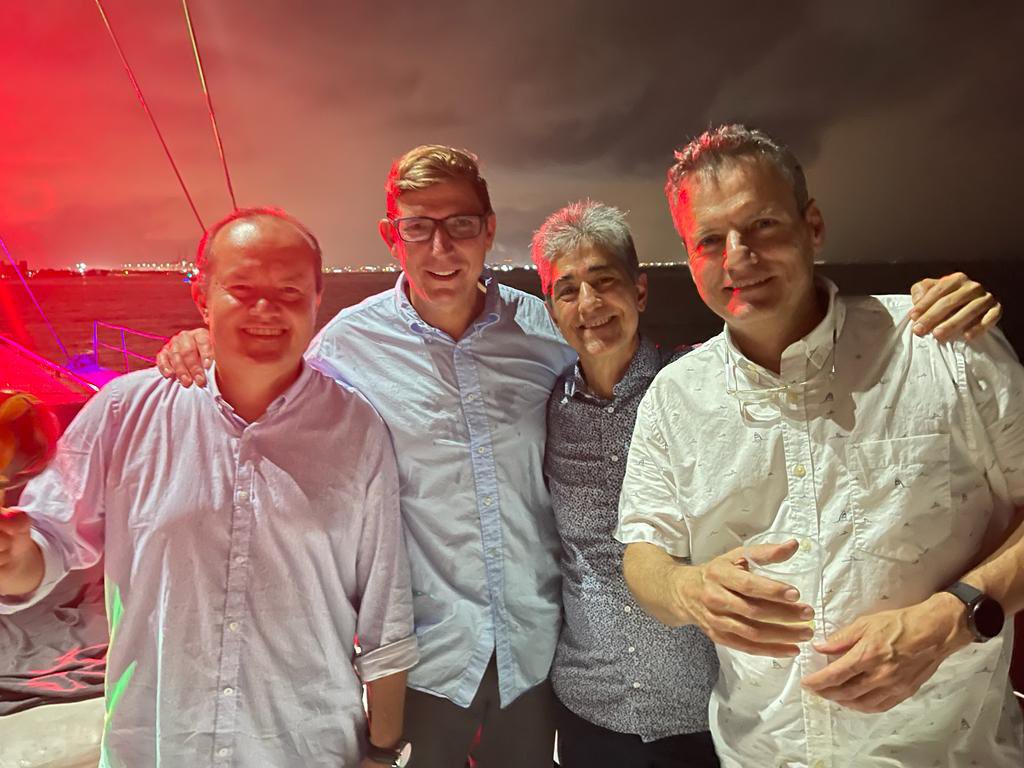 jorgemcastro's tweet photo. Congrats to invited Colorectal Cracks and Colombian Asociation of Coloproctology for this great Meeting @ScottRSteeleMD @juliomayol @HolubarStefan @KnolJoep @caycedomarula @JohnRTMonsonMD @juanreyesmd @coloprocto2016 https://t.co/NSAcRFtEGr