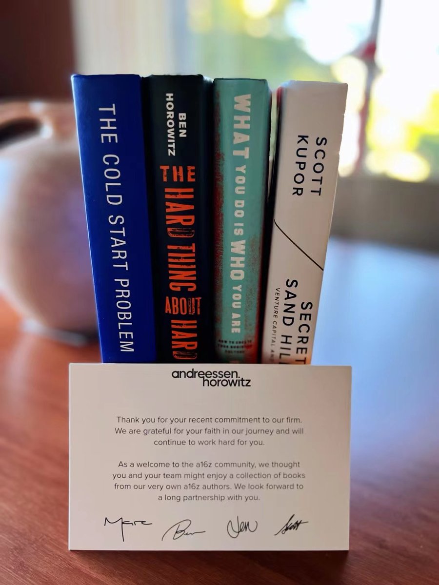 tomzhang_HR's tweet photo. Books from @a16z https://t.co/Fe7rcCT4b3