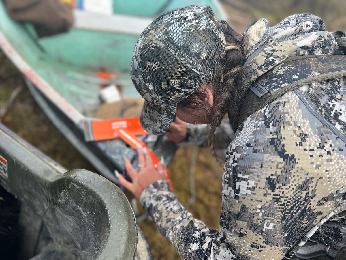 ItsBigNick's tweet image. Feels good to punch those bear tags!! Way to go Harley! 

#beartag #conservation #tagpunched #bearcall #beathuntsuccess #outdoors #addictedtohunting #bearhunter #trophybear #huntingeveryday #huntinghigh #beartagged #beartagfilled