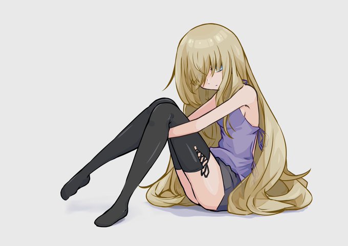 #同じ人が描いたとは思えない絵を貼る

こんなん?でも同じ人が描いたように見えるかも… 