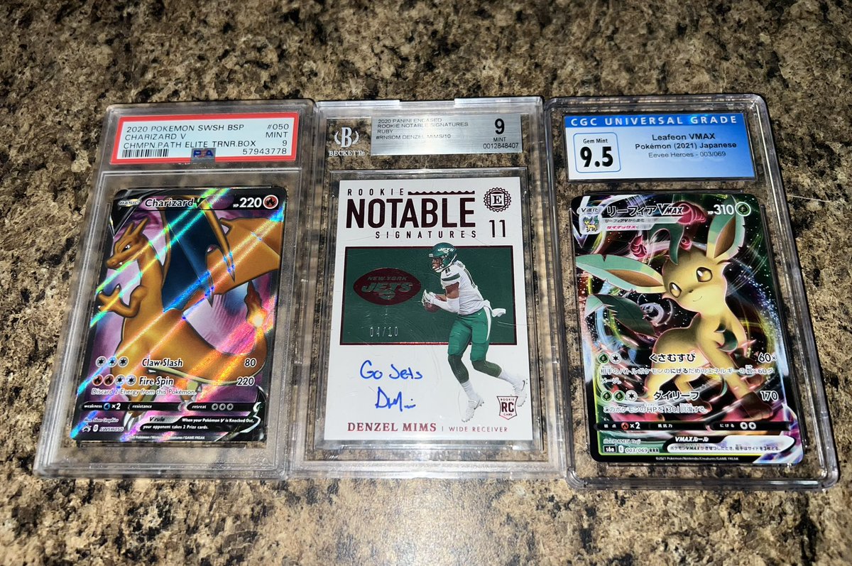 PrizePicksPapa's tweet photo. 🚨🚨🚨 SLAB GIVEAWAY 🚨🚨🚨

3️⃣  CARDS 🟰 3️⃣ WINNERS 🎉🎉🎉

🔥PSA 9 Charizard V promo
🔥CGC 9.5 Leafeon VMAX
🔥BGS 9 RookieAuto Denzel Mims /10!

Just LIKE/RT to enter👍🏼🔁
(Must be following)

🍀 GOOD LUCK 🍀 
#NFL #Pokémon #TradingCards #PSA #CGC #BGS #Giveaway #PapasPulls https://t.co/8MfgWdgePg