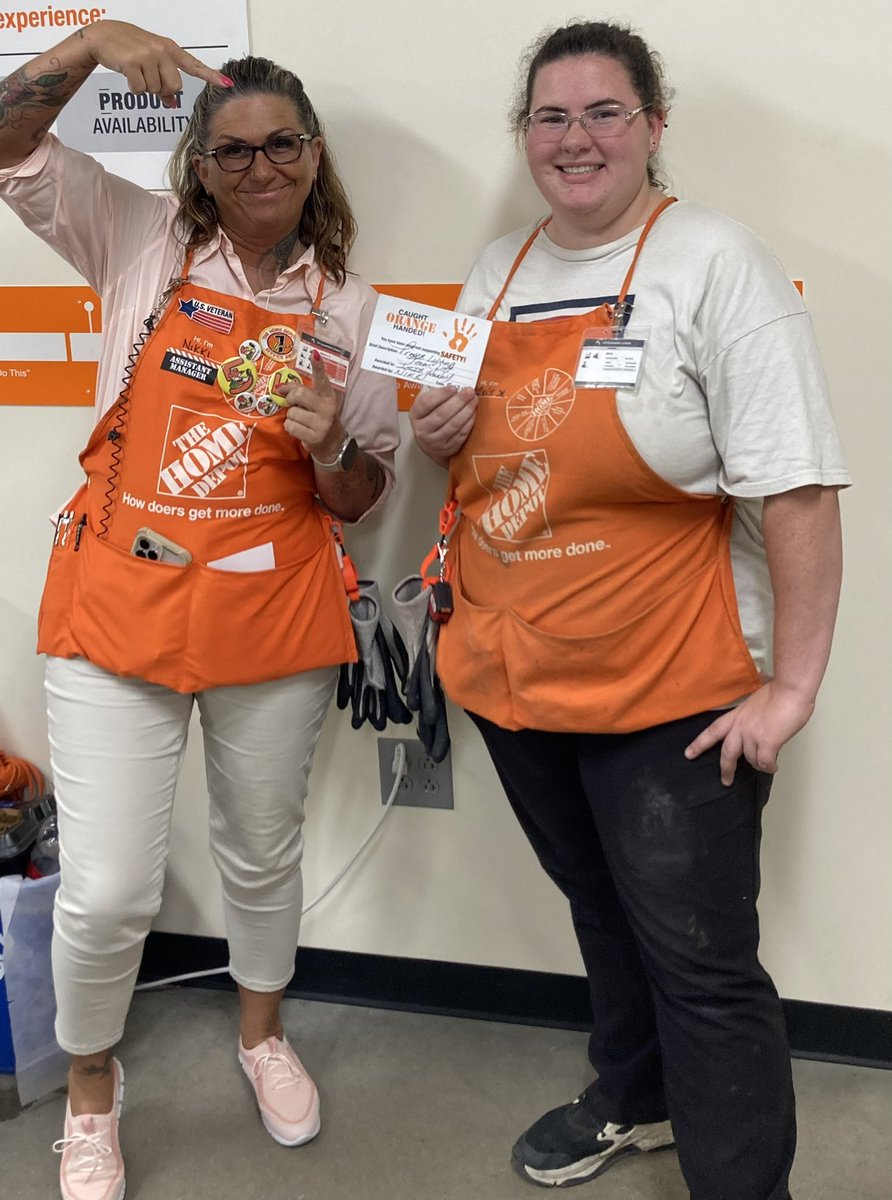 Nikki Bell tweet media