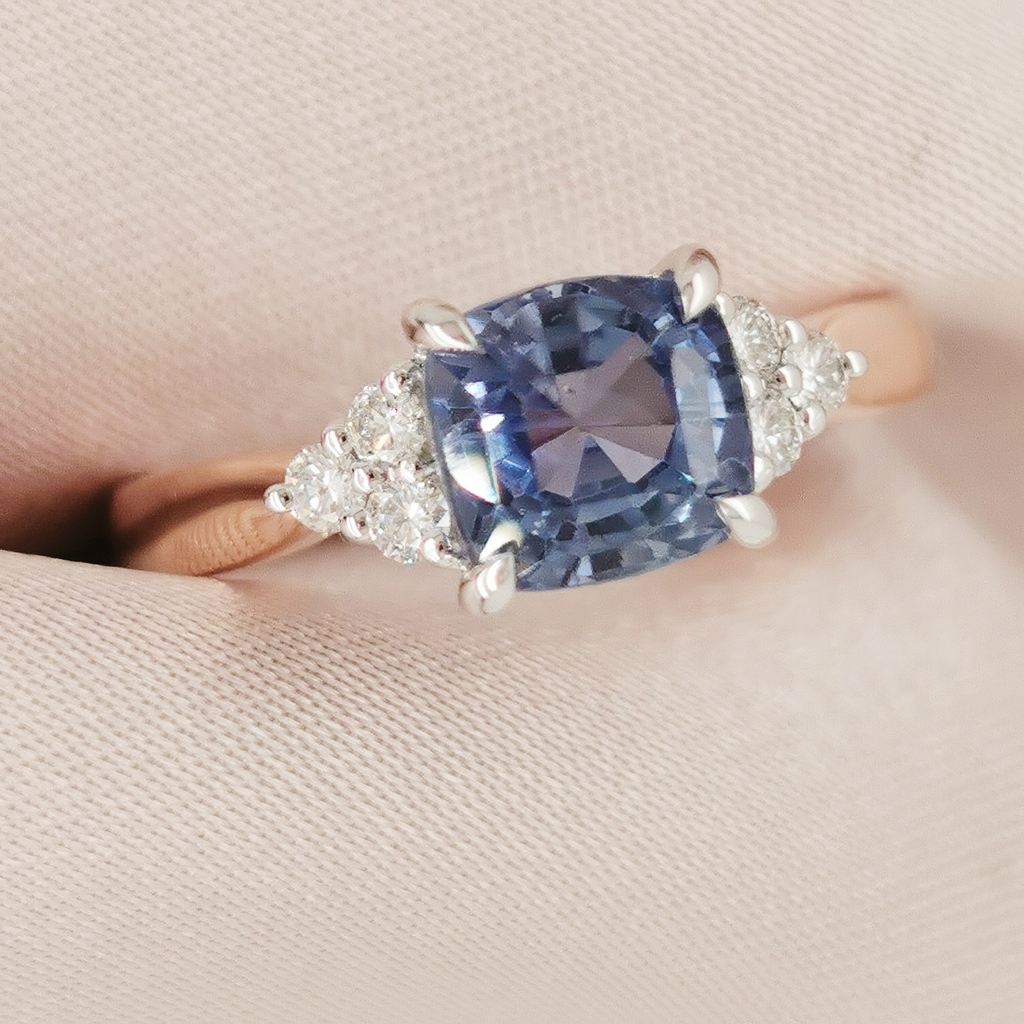 BillHicksDesign's tweet image. Another glimpse of this tantalising lavender blue cushion cut Ceylon Sapphire Engagement ring.
Let us help you create something uniquely beautiful for your love, call today and book in for an obligation free design consultation.
