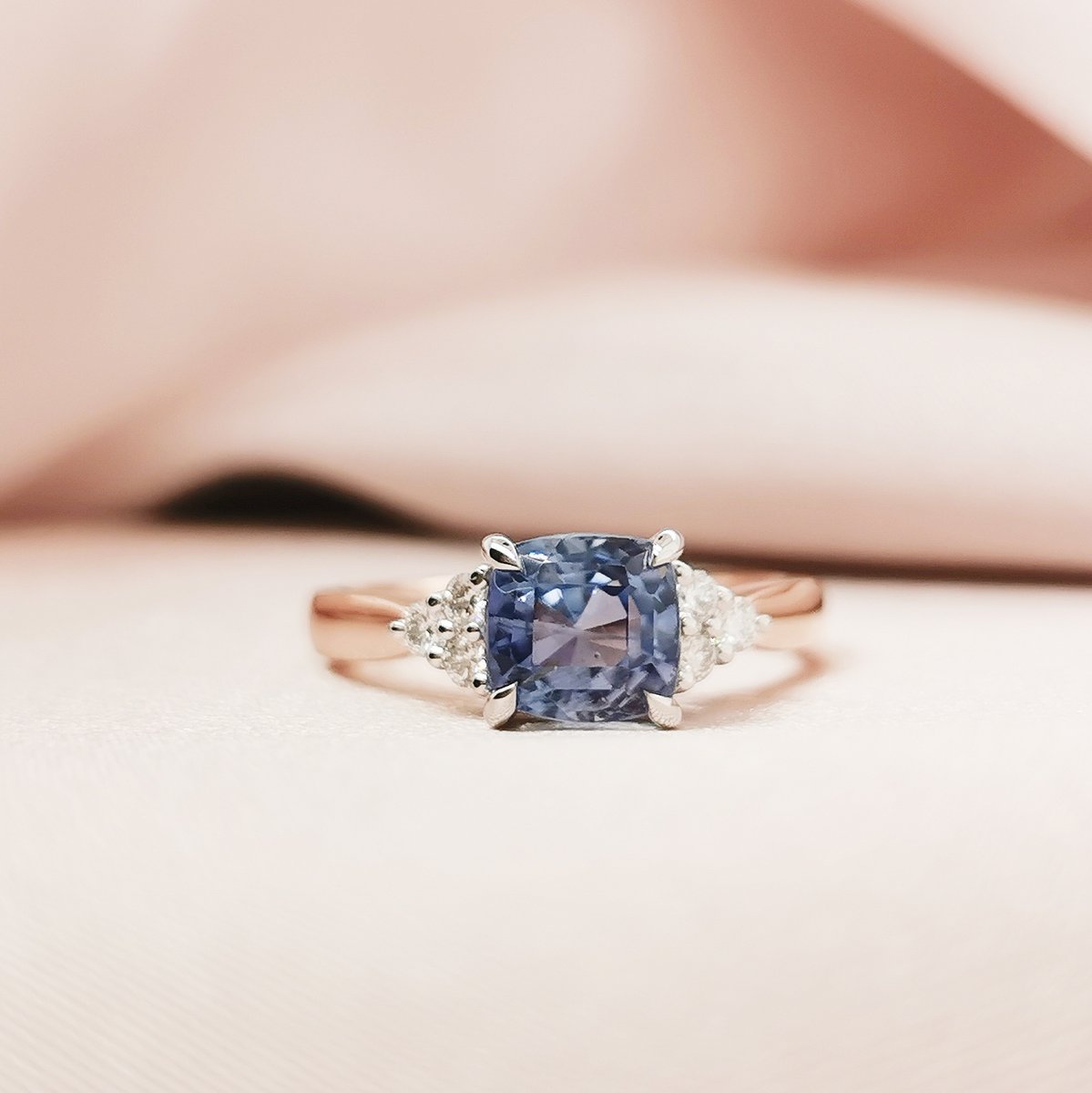 BillHicksDesign's tweet image. Another glimpse of this tantalising lavender blue cushion cut Ceylon Sapphire Engagement ring.
Let us help you create something uniquely beautiful for your love, call today and book in for an obligation free design consultation.