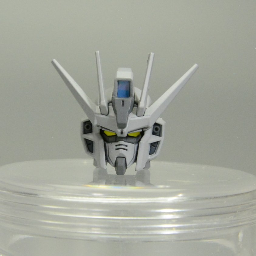 リアルタッチマーカー メラミンスポンジを使えば 初心者でも驚くほどキレイにガンダム顔をスミ入れできる プロが教える メラミンスポンジ活用法 プロモデラー林哲平の見るだけでプラモが上手くなるブログ