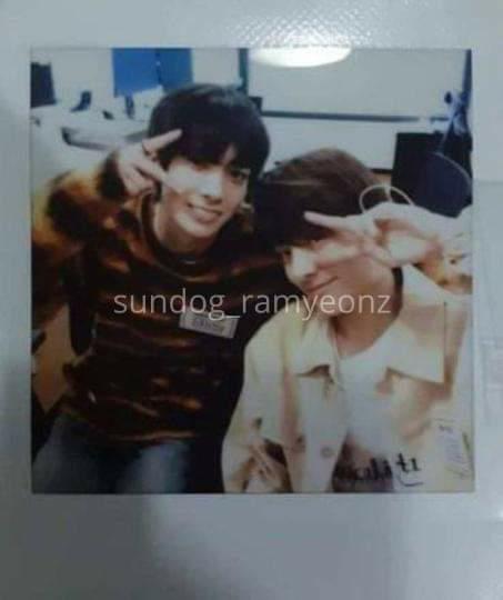 sundog_ramyeonz's tweet photo. wts | lfb | ramyeonz exclusive pola | ph

HEY! HEY! HEY! 
THEE RAMYEONZ DUO'S EXCLUSIVE POLAROID IS NOW BACK FOR BIDDING!! 

STARTING BID: 17K 
BUY OUT PRICE: 33K 

MOP: GCash or Palawan 
70% DOP before shipping 

END OF BIDDING: AUGUST 16, 2022 (TUESDAY) 

Tags: @enhypenbnsph https://t.co/oXfORozPrH