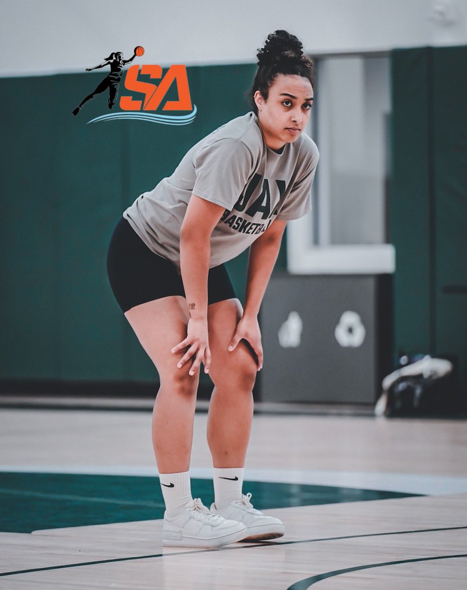 SAthletesLBB's tweet photo. #Jacksonville #Dolphins G Julene Royale (@JuleneRoyale) at Elite Camp

📸 @ThaRealSleep https://t.co/iEhdBD9B3f