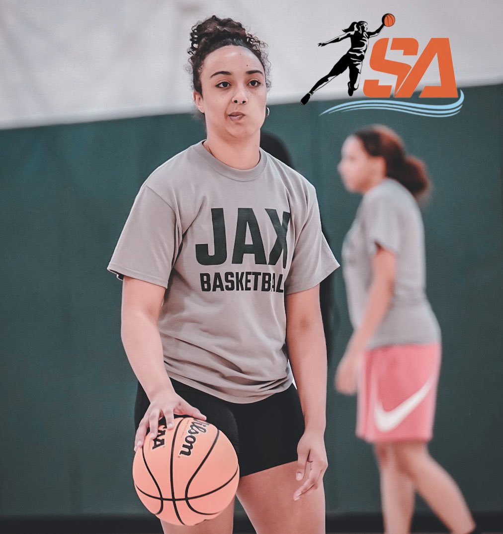 SAthletesLBB's tweet photo. #Jacksonville #Dolphins G Julene Royale (@JuleneRoyale) at Elite Camp

📸 @ThaRealSleep https://t.co/iEhdBD9B3f