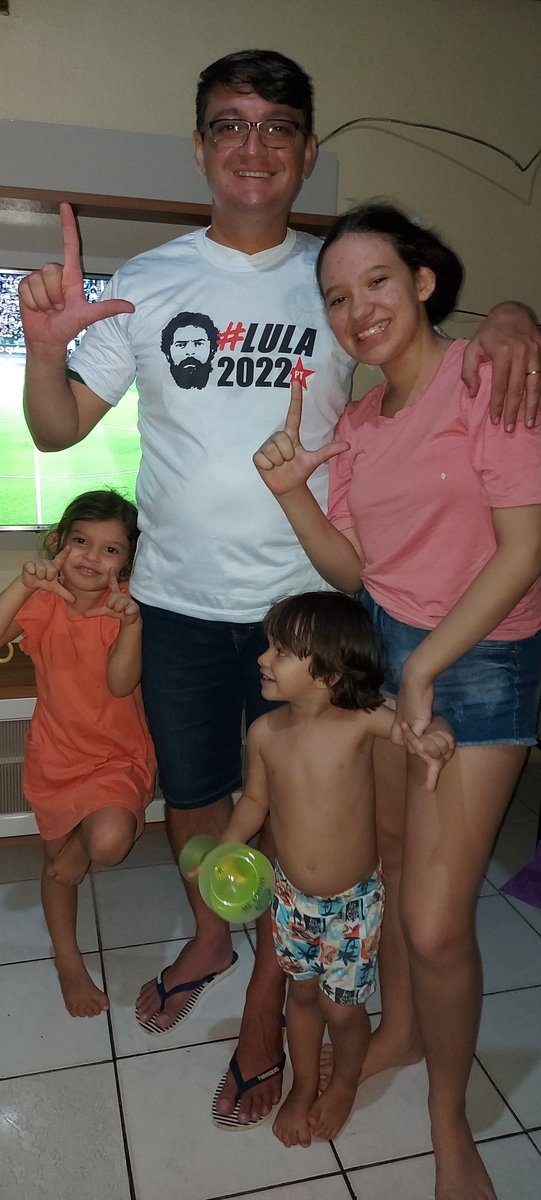 netoevanbeatriz's tweet photo. #LULADay https://t.co/cbqW4dhb5o