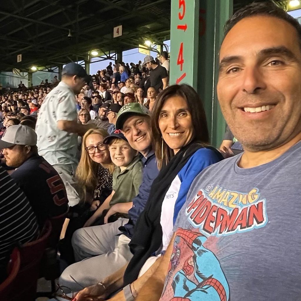 Rad_Partners's tweet photo. Ending a great RP Matrix weekend in Boston with the Yankees vs. Red Sox game! ⚾️

#transformingradiology #radres #radfellow #teleradiology #radiology #radiologist https://t.co/YJxxj1t03g