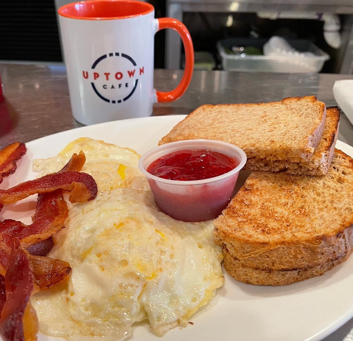 UptownCafes's tweet photo. Treat yourself to a fresh, delicious breakfast at Uptown tomorrow.
Fresh is best at Uptown Cafe.
#breakfast #breakfastnearme #brunch #brunchnearme #eatlocal #localdiner #fresh #toast #bacon #eggs https://t.co/An2MzdYw9h