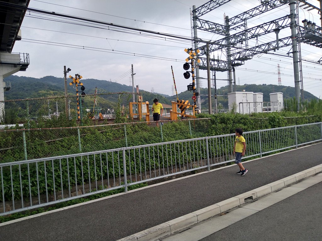 murdar_s's tweet photo. 高槻親子ラン
#CloudWaterproof #On #OnFriends
#garmin #beatyesterday https://t.co/RAkL1Oa1E4