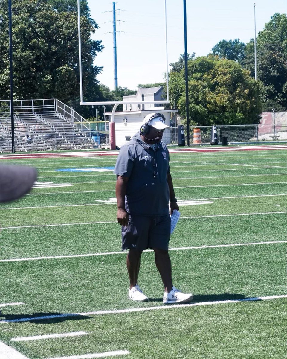 APtheballcoach's tweet image. “Bump a vaca I feel better at work” Happy to celebrate another birthday