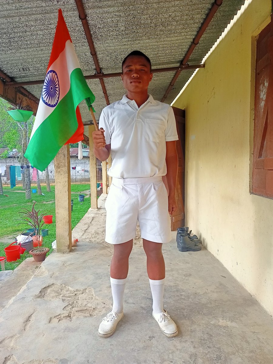 ChintaJeet's tweet photo. Mere hath mey Tironga . Har Ghar mey Tironga
#AzadiKaAmritMahotsav
#HarGharTiranga
#HarGharTirangaAssam
@PMOIndia
@HMOIndia
@MinOfCultureGoI
@CMOfficeAssam
@himantabiswa
@DGPAssamPolice
@assampolice
@commandant11th1 https://t.co/cttZ0NYAN9