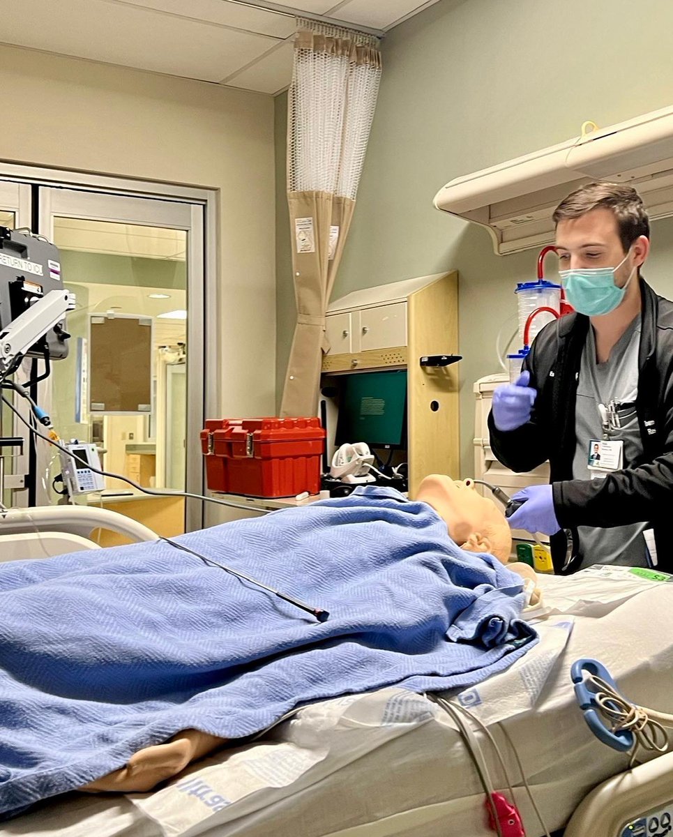 DanckersMD's tweet photo. 🙌Airway workshop 🙌with our new @glidescopevl #blades Direct or indirect #laryngoscopy No Dilemma. #directsupervision #iseewhatyousee.#CHESTTrainees @accpchest @sccmcriticalcare @atsearlycareer @atscommunity @AventuraIM @AventuraIM @HCAFLHealthcare @NSUFlorida @FIUMedicine https://t.co/F1nRGhjmnS