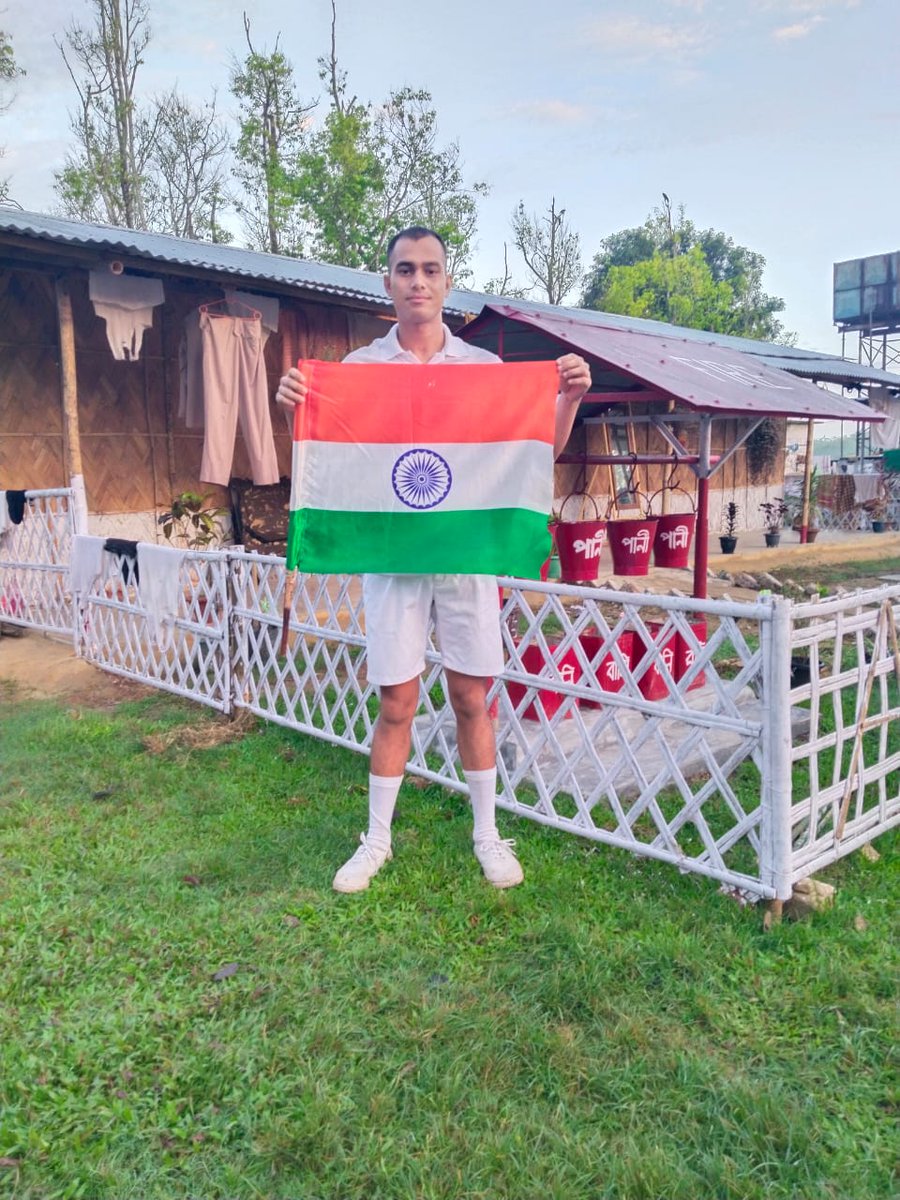 BezbaruahDurlav's tweet photo. Mera hat me tiranga
#AzadiKaAmritMahotsav
#HarGharTiranga
#HarGharTirangaAssam
@PMOIndia
@HMOIndia
@MinOfCultureGoI
@CMOfficeAssam
@himantabiswa
@DGPAssamPolice
@assampolice
@commandant11th1 https://t.co/miwR4gmCIh