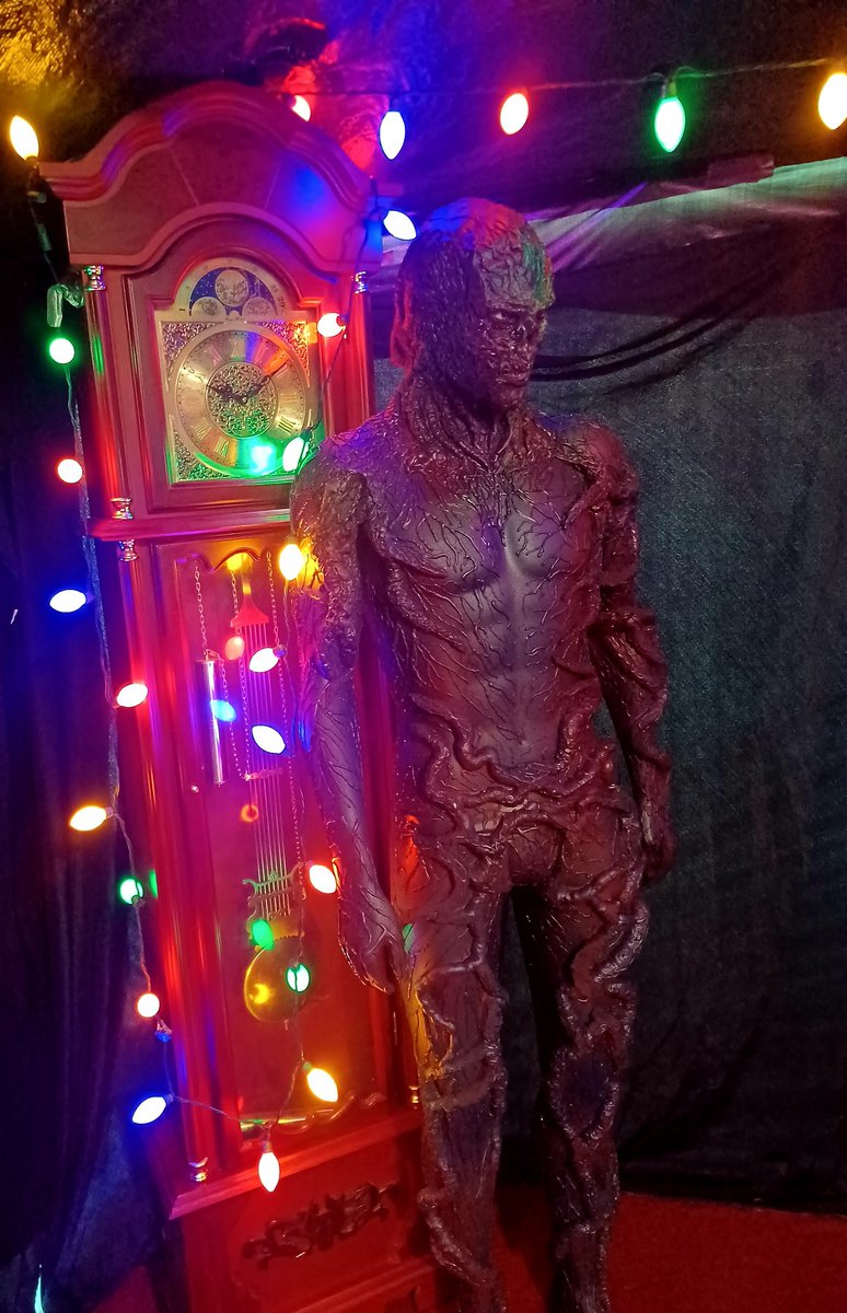 LetMeFixThings's tweet photo. @Jamiebower @Milliestopshate 
This is a life size Vecna my daughter &amp; I created for my little girls 11th Birthday theme this year! What do you think? https://t.co/LZyO0tKAhH