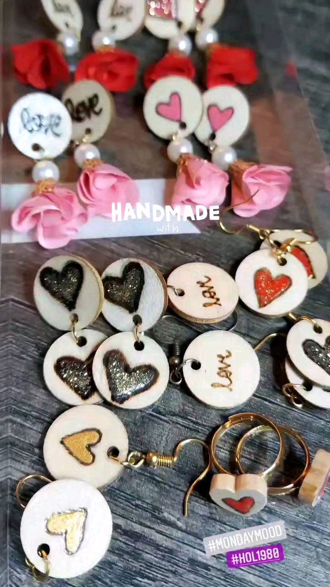 shamikalaurelle's tweet photo. In shop now. ๐ค
Click the link in for more. ๐ #HOL1980
https://t.co/jLnshOpfb7
๐
๐
#statementearrings #danglearrings #handmade #handmadejewelry #handmadeearrings #earrings #handmadeshop #etsyshop #shopsmall #streetjewelry #costumejewelry #fashion #style #fashionista https://t.co/lmYFOkhjPT
