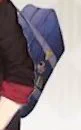 鞄におでんついてるし制服にパーカー挟むの解釈一致すぎる〜 