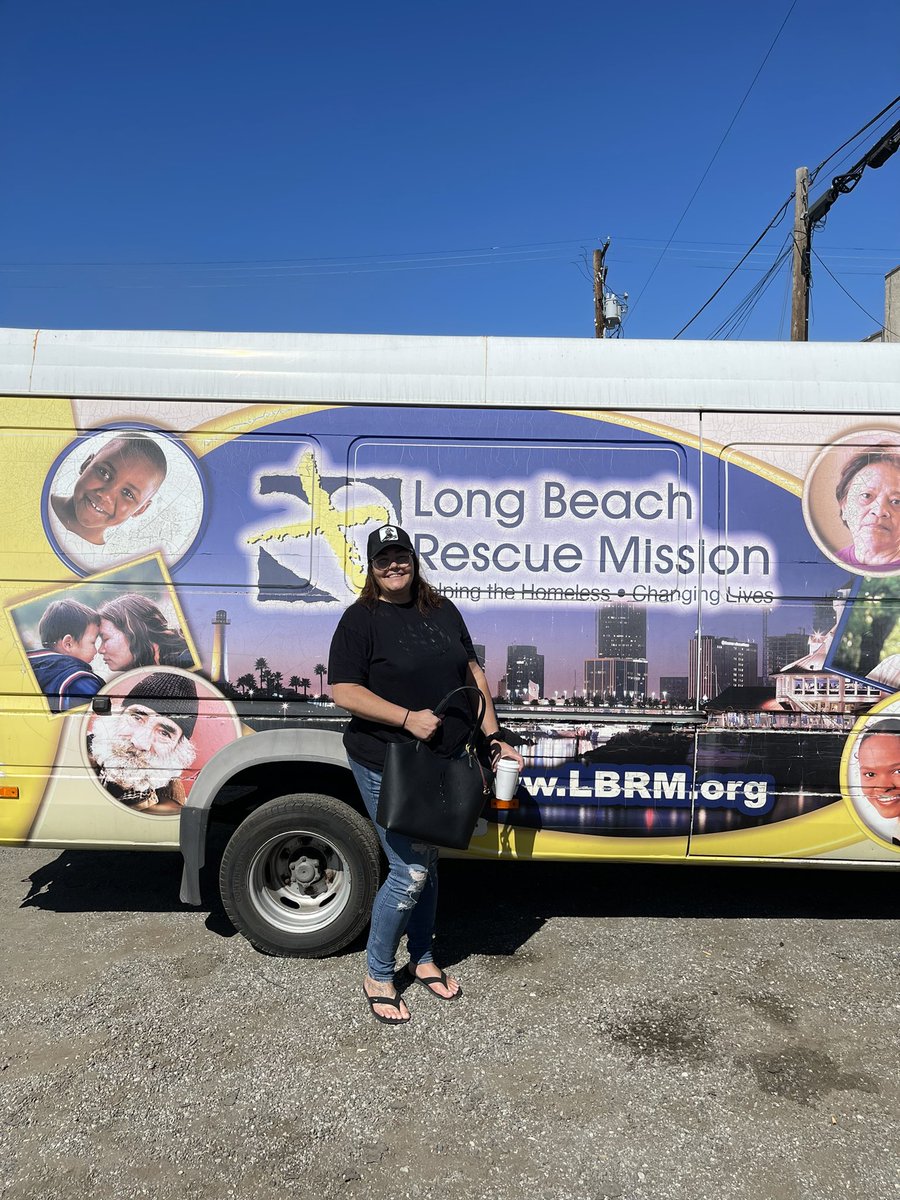 4evermichaela's tweet photo. Extremely excited to give back, be of service, and represent #ATT. Long Beach Rescue Mission #Cerritospride #Giveback #LBRM #Guinningtogether #LifeatAtt @Selphmotivator @Candace_m77 @LatricebMSS @DanaColemanWil1 @zubiatecassie https://t.co/c3zTqrAuv7