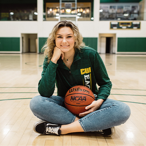 ConcordiaIrvine's tweet image. Record-breaker Michaela VanderKlugt ‘22 was chosen as the DIICCA West Region Player of the Year and PacWest Conference Player of the Year. She begins her professional basketball career in Europe this fall. bit.ly/3a6NEEw