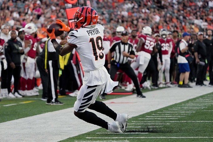_KPryor3's tweet photo. First NFL game ✅ 
First NFL touchdown ✅
#blessed https://t.co/wWqWYxBbcs