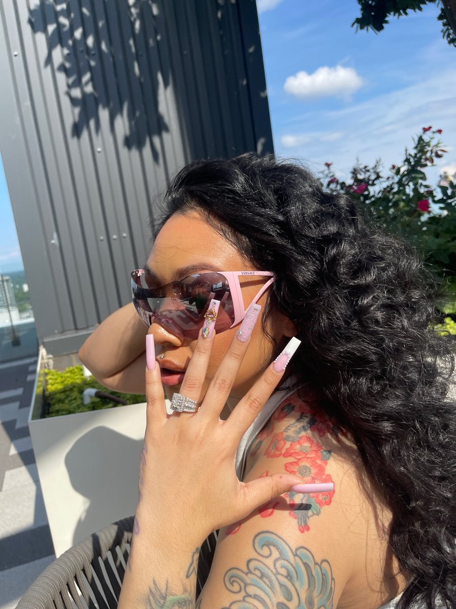 prestigefinds tweet media