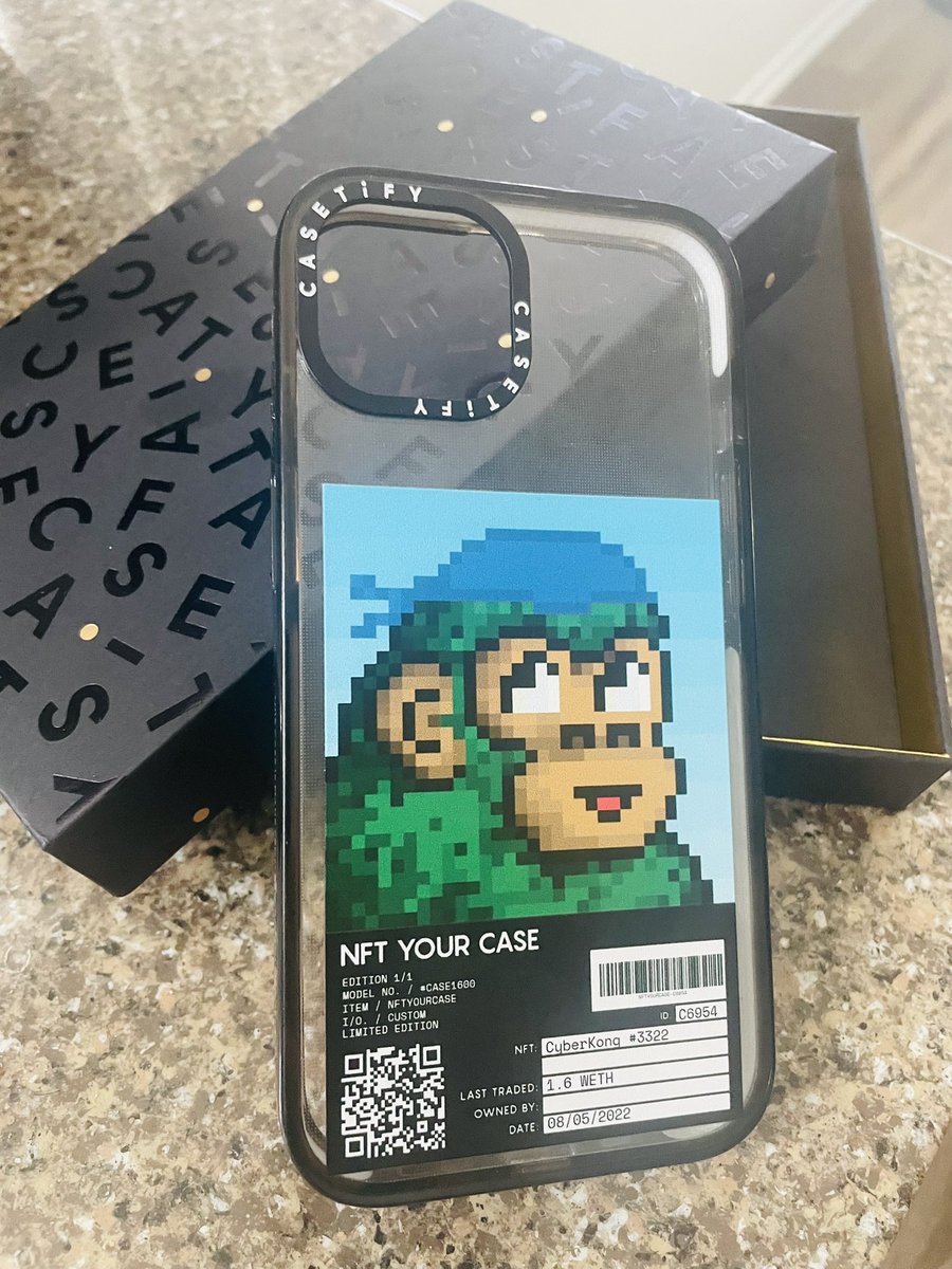 Yoo! Thanks <a href="/Casetify/">CASETiFY</a> I love this ! Really happy with it! I get to show off my <a href="/CyberKongz/">CyberKongz</a> irl now ! #OOH