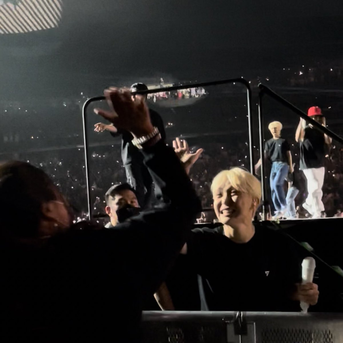 17B4NGTAN's tweet photo. LOOK AT ME AND SEUNGKWAN <333 https://t.co/PTm9l3WAYa